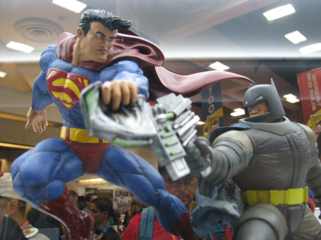 Batman v Superman figures