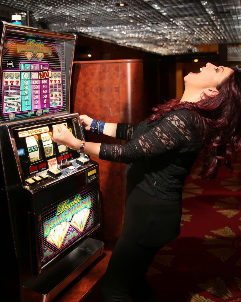 casino slots female